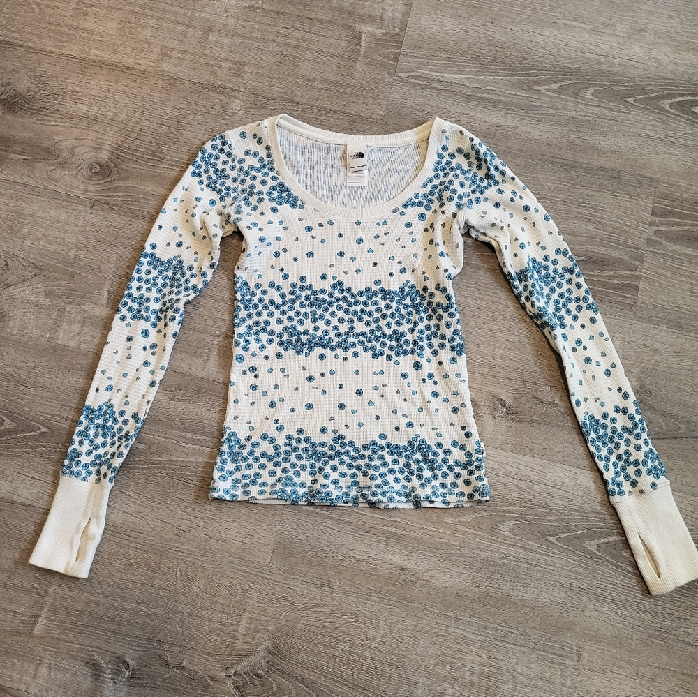 North Face long sleeve
